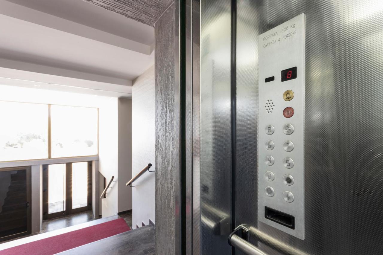 Loft Corso Trieste Free Parking & Kitchen Барі Екстер'єр фото