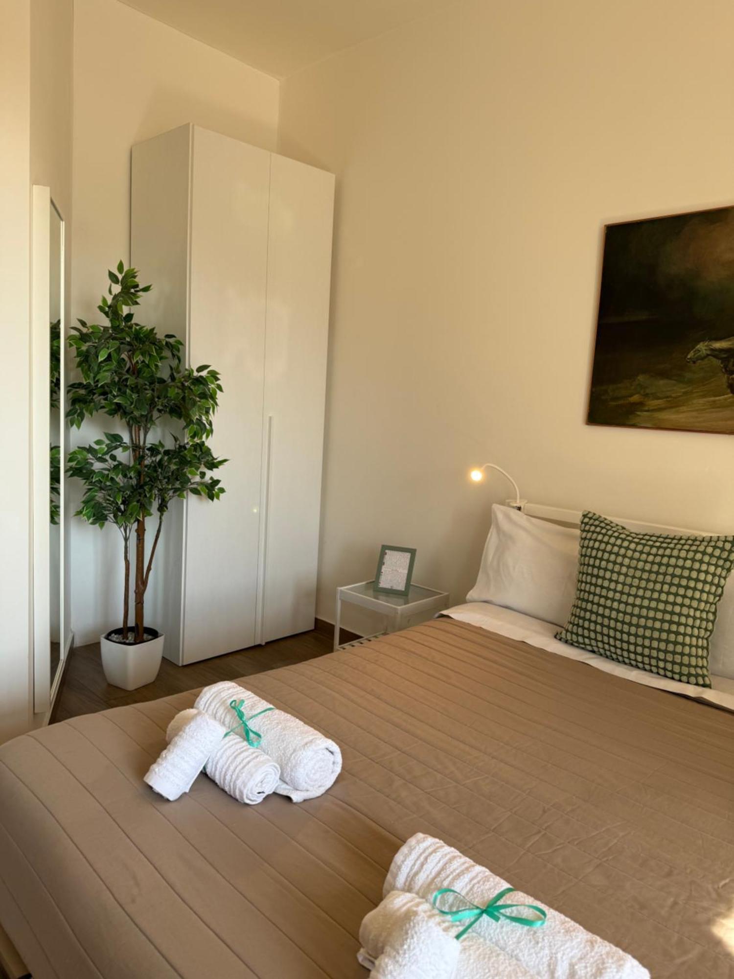 Loft Corso Trieste Free Parking & Kitchen Барі Екстер'єр фото